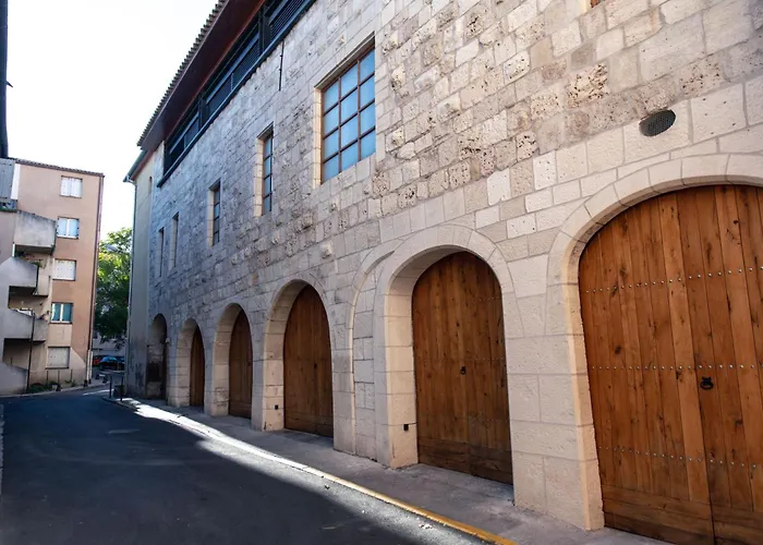 Suite A Mezzanine Dans L\'Eglise Du Couvent