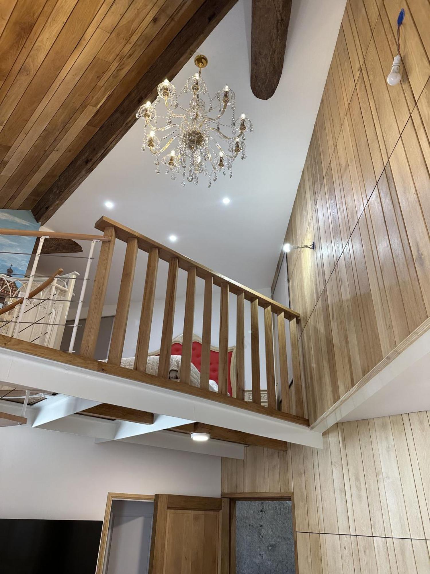 A Mezzanine Dans L'eglise Du Couvent Apartment Narbonne